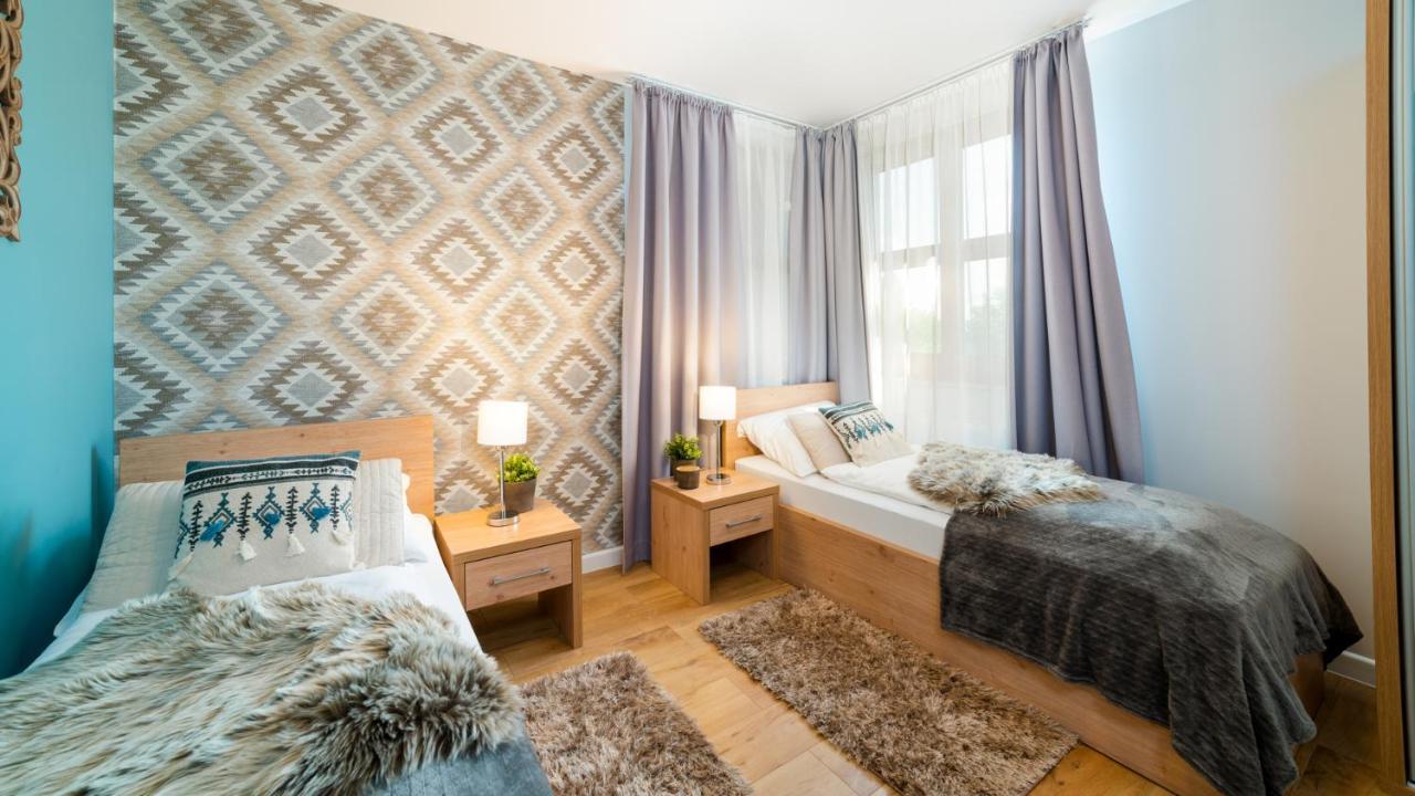 Hello Apartamenty - Wiking Przy Wyciagu Narciarskim คาร์ปัตซ์ ภายนอก รูปภาพ