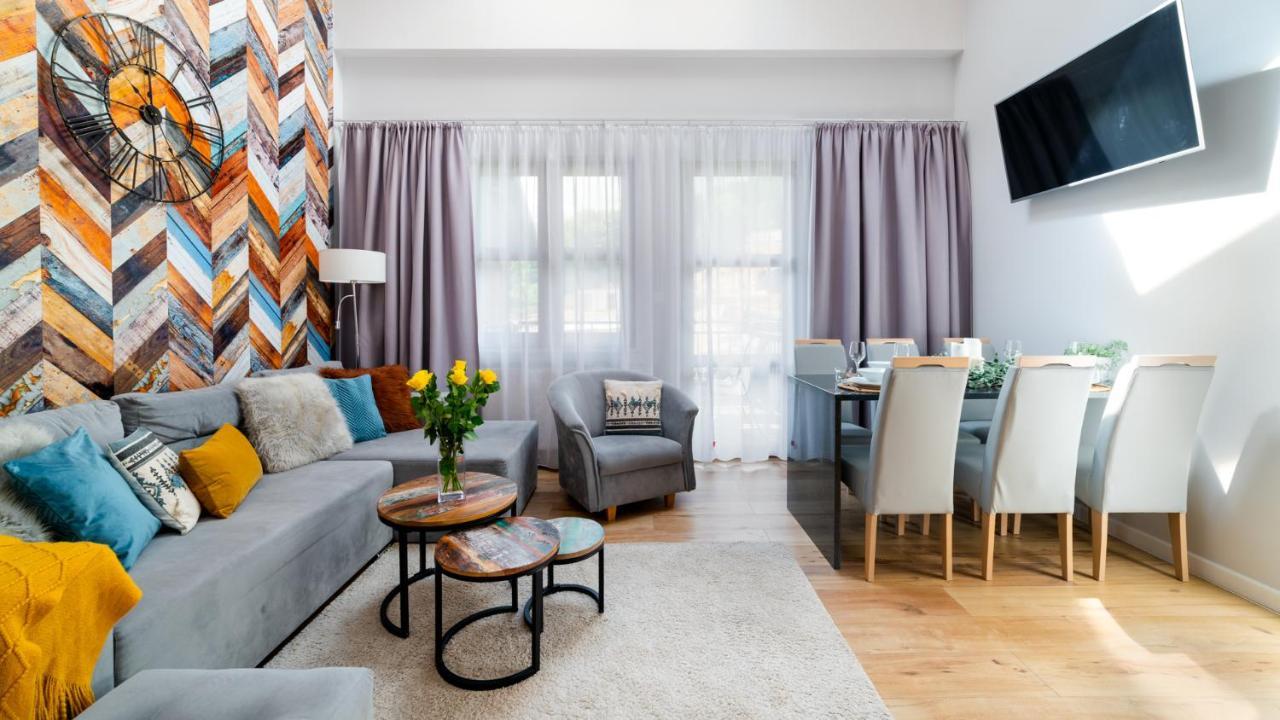 Hello Apartamenty - Wiking Przy Wyciagu Narciarskim คาร์ปัตซ์ ภายนอก รูปภาพ